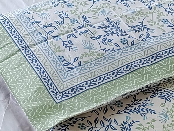 Jaipuri Printed King Size Bedsheet with 2 Zipped Pillow Cover - Image 6