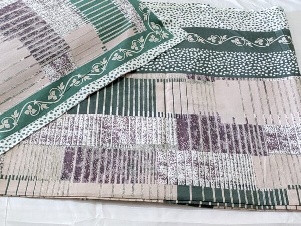 Jaipuri Printed King Size Bedsheet with 2 Zipped Pillow Cover - Image 8