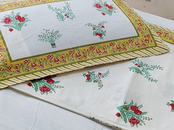 Jaipuri Printed King Size Bedsheet with 2 Zipped Pillow Cover - Image 26