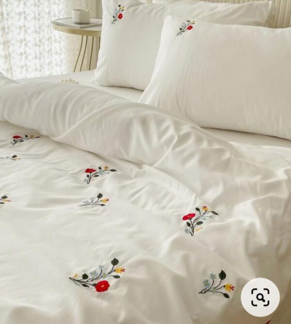 DESIGNER KING SIZE EMBROIDERED BEDSHEETS - Image 14