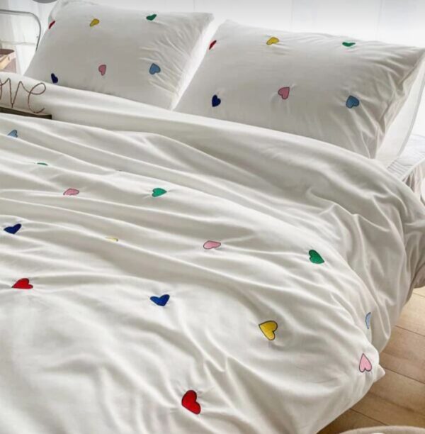 DESIGNER KING SIZE EMBROIDERED BEDSHEETS - Image 5