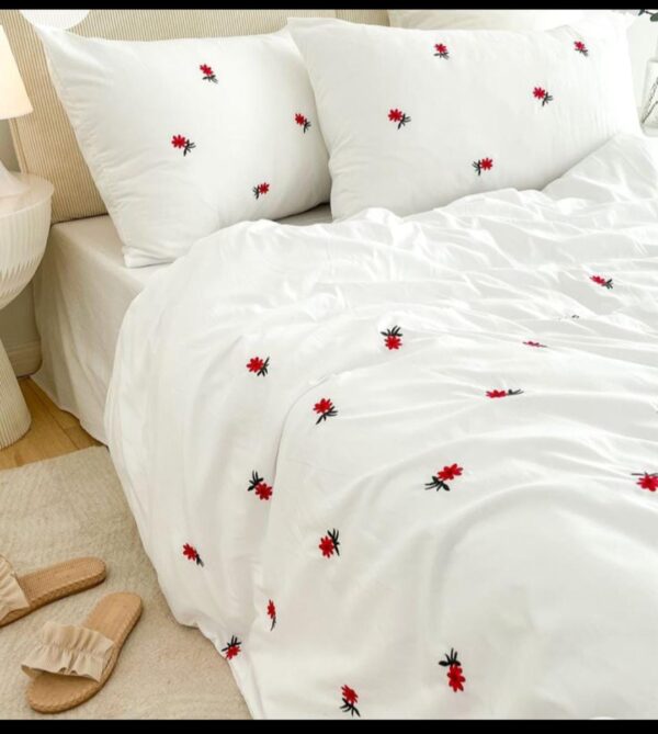 DESIGNER KING SIZE EMBROIDERED BEDSHEETS - Image 8