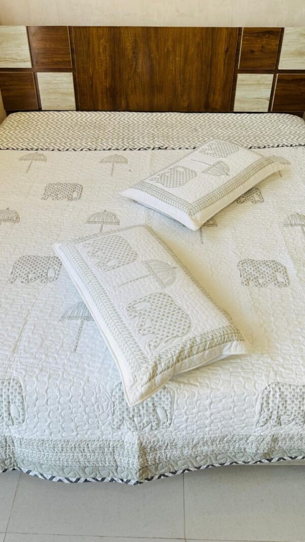 PREMIUM WHITE BEAUTY QUILTED BEDCOVER COLLECTION - Image 3