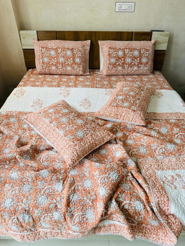 WOODEN HANDBLOCK PRINTED 6 PIECES QUILTED COMFORTER SET - Image 12