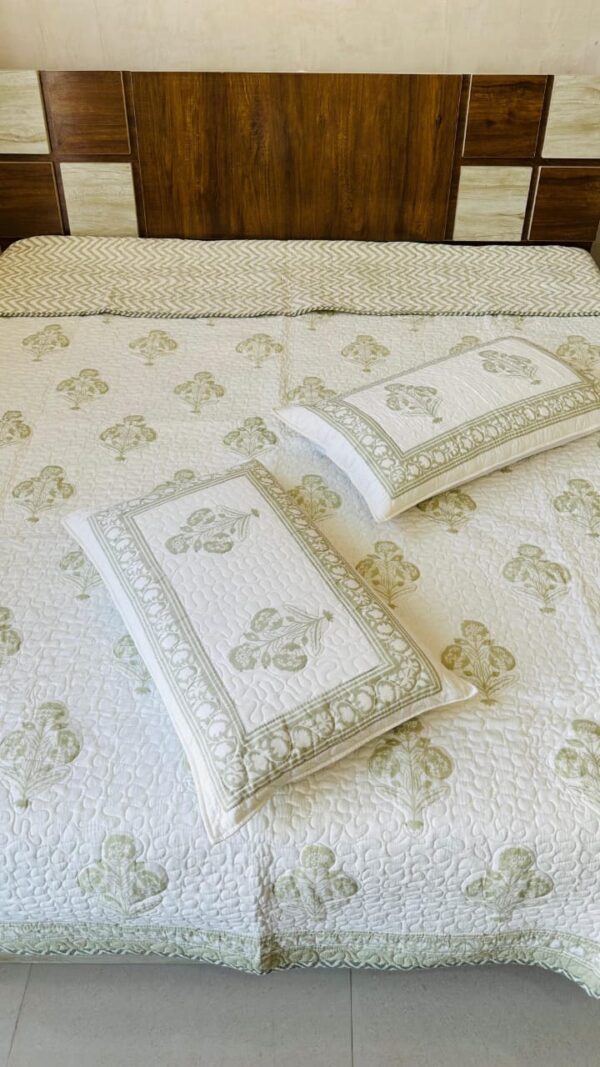 PREMIUM WHITE BEAUTY QUILTED BEDCOVER COLLECTION - Image 8