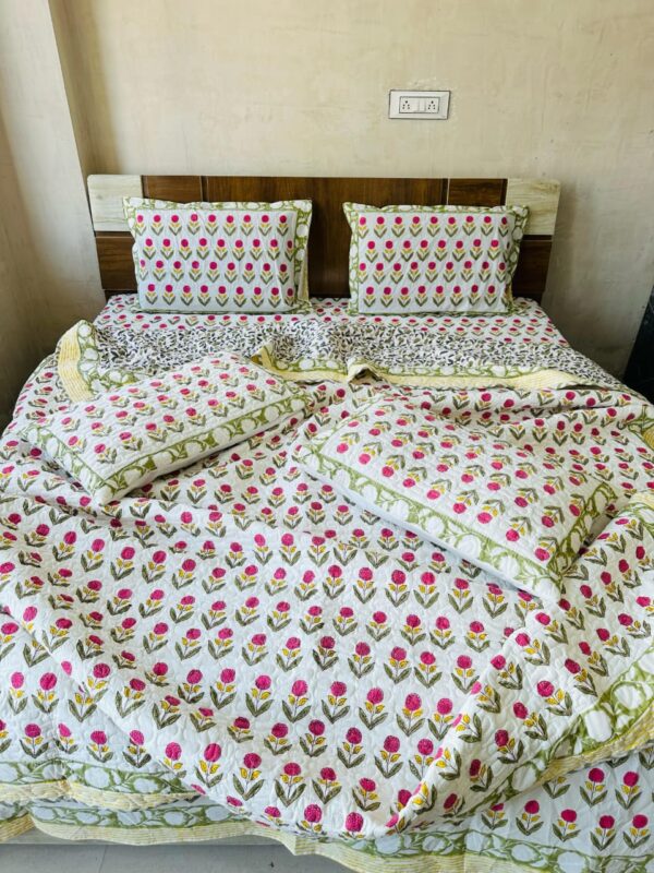 WOODEN HANDBLOCK PRINTED 6 PIECES QUILTED COMFORTER SET - Image 15