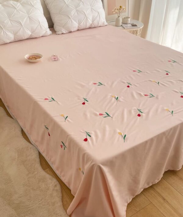 DESIGNER KING SIZE EMBROIDERED PURE COTTON BEDSHEET