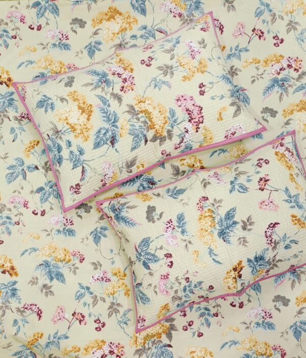 ANOKHI BEDSHEET WITH 2 QUILTED PILLOW COVERS - Image 5