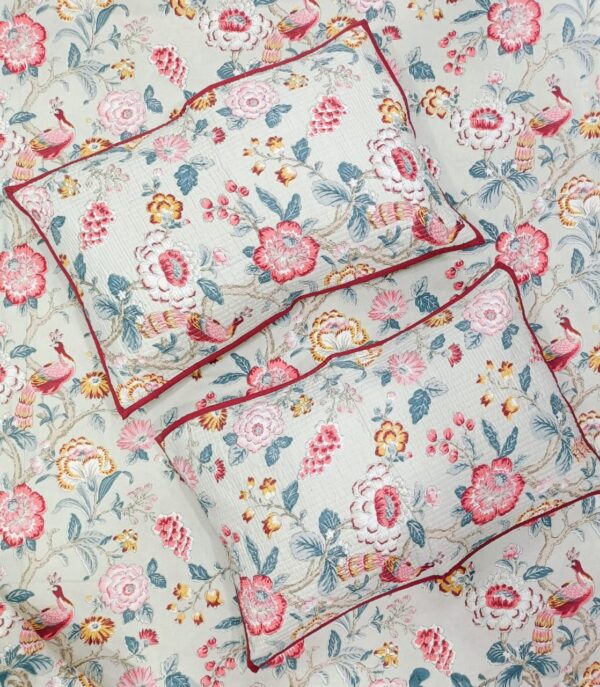 ANOKHI BEDSHEET WITH 2 QUILTED PILLOW COVERS - Image 10